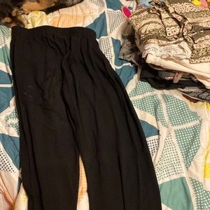 Black sleep pants